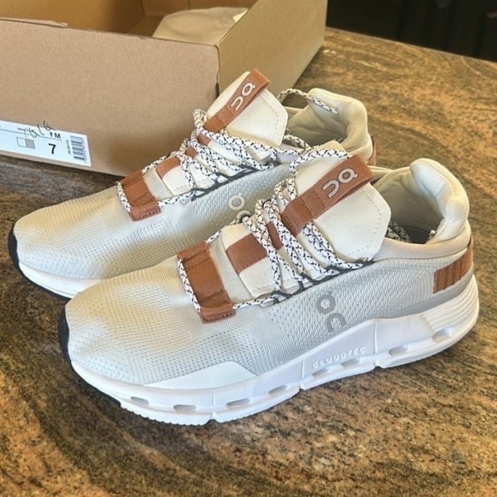 ON Running Cloudnova Women Shoes White Pearl
